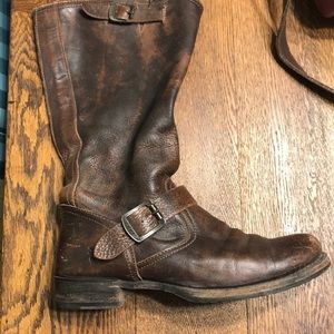Frye  Engineering boots Veronica Slouch